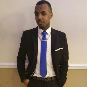 Meet your Posher, Akram